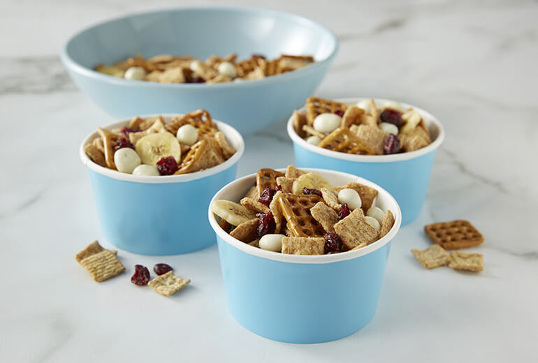 Fruit & Cinnamon Snack Mix | Recipes | Cinnamon Toast Crunch