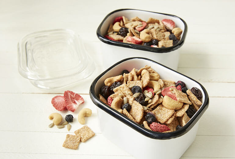 Fruit, Nuts and Seeds Mix | Cinnamon Toast Crunch