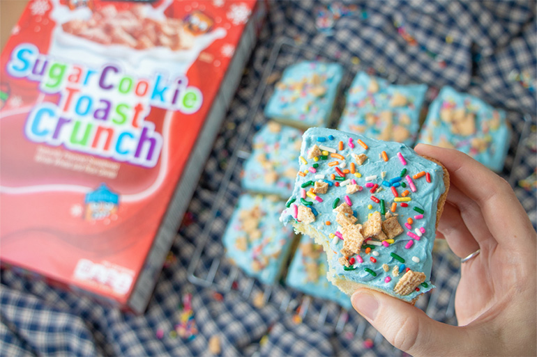 Sugar Cookie Toast Crunch Holiday Bars | Cinnamon Toast Crunch